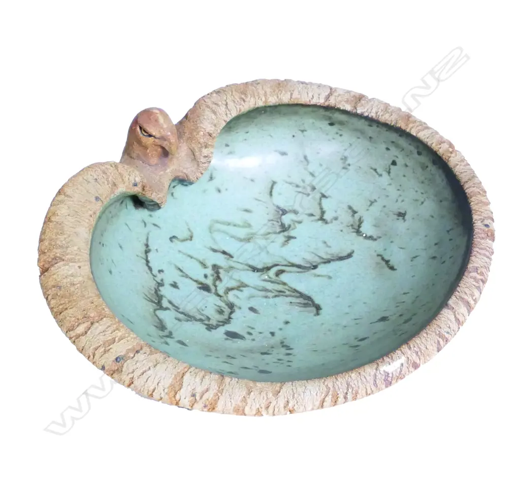 Len Castle Avian bowl Image 1++