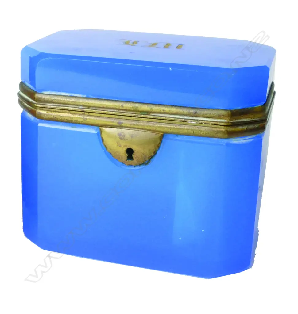 A Continental bleu céleste glass tea caddy Image 1++