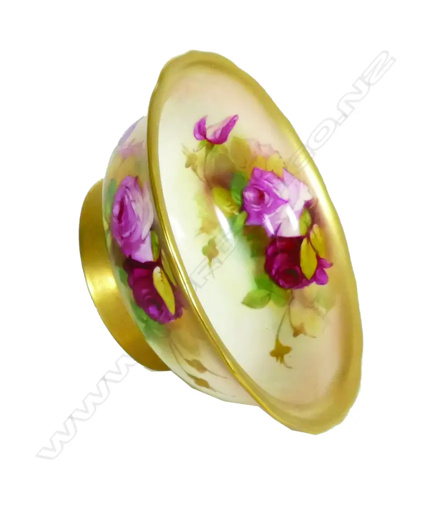 A c.1920s Royal Worcester rose hand painted footed bowl Image 1++