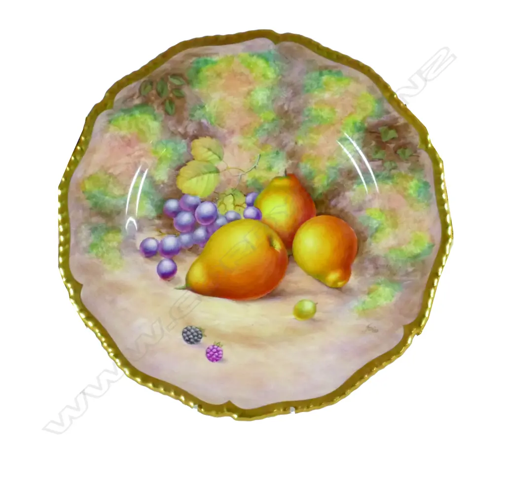 A Royal Worcester cabinet plate Image 1++