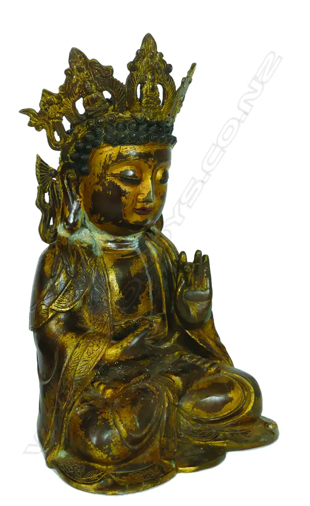 A gilded metal Buddha statuette Image 1++