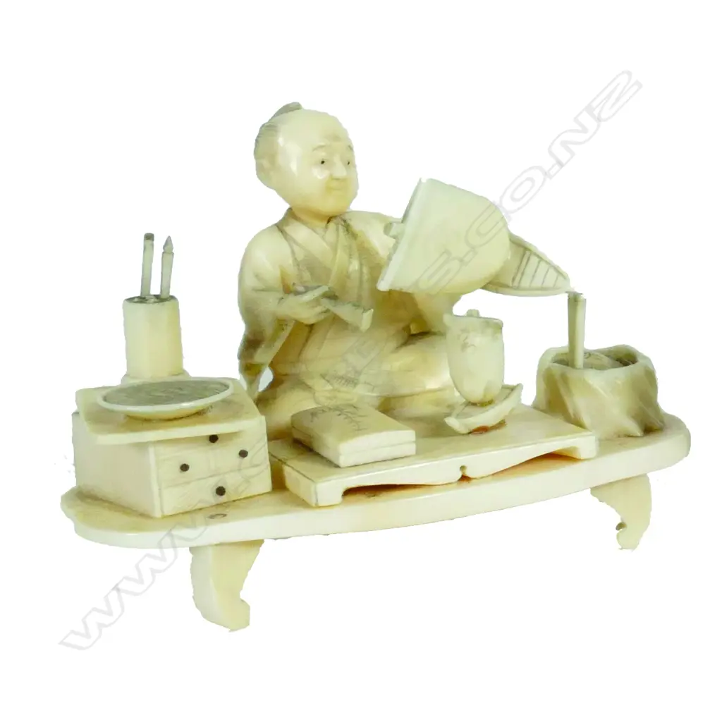 A Japanese ivory okimono Image 1++