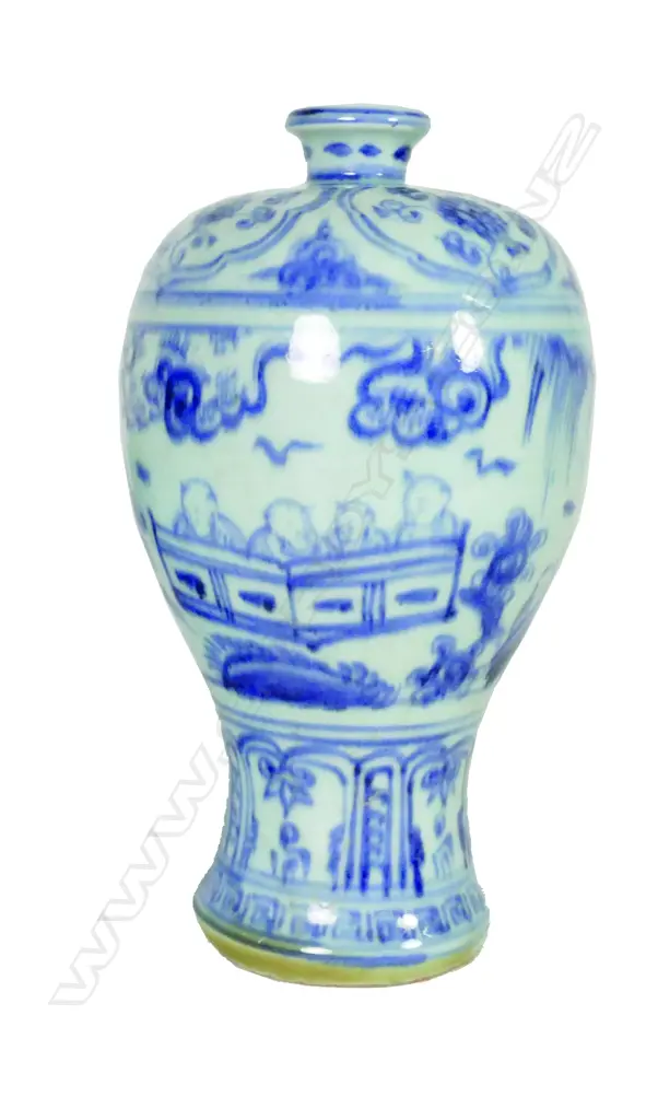 A Chinese porcelain vase Image 1++