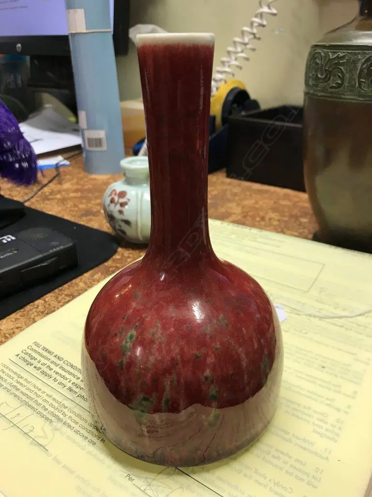 A Chinese porcelain mallet bodied vase Image 1++