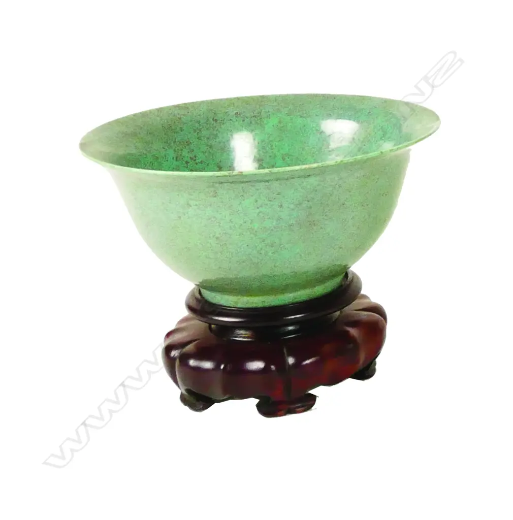 A small Chinese elegant bowl Image 1++