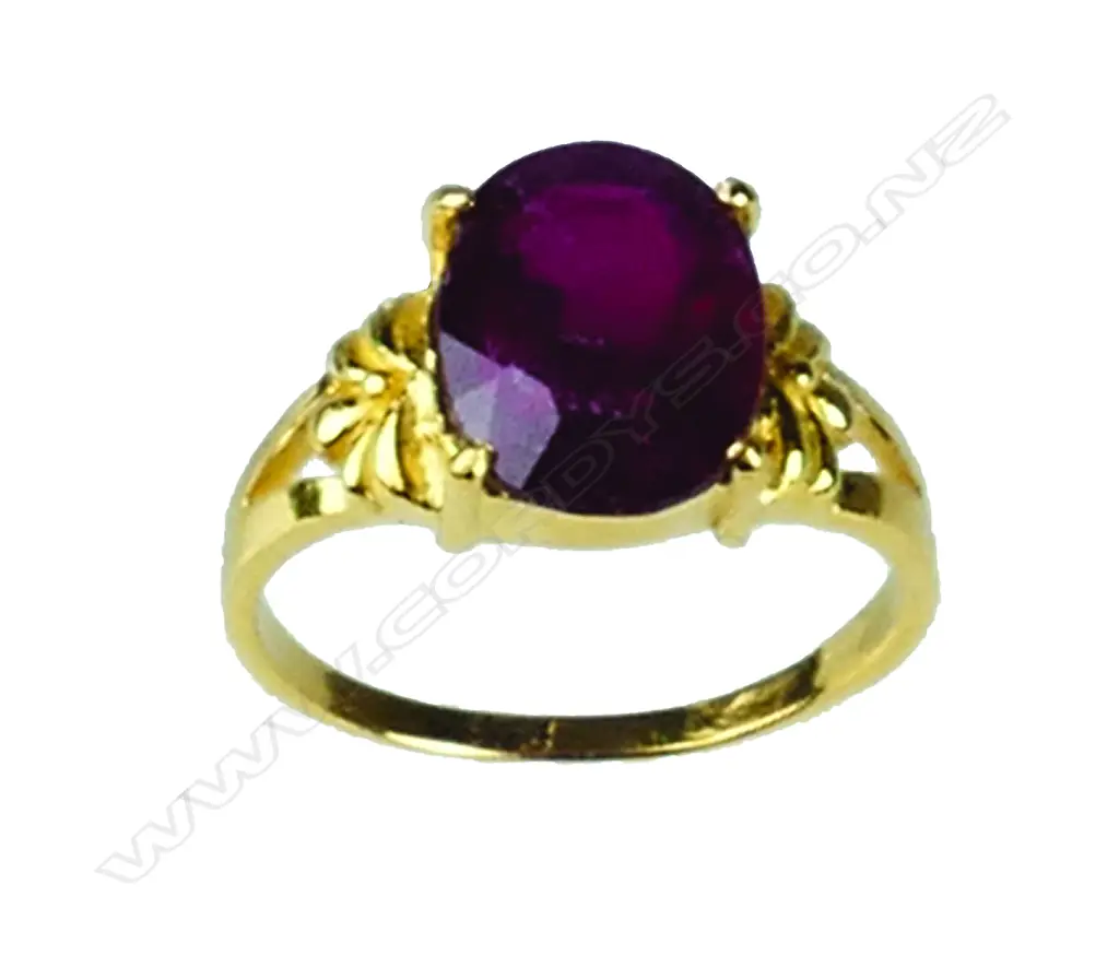 A 22ct. yellow gold and ruby lady's dress ring Image 1++