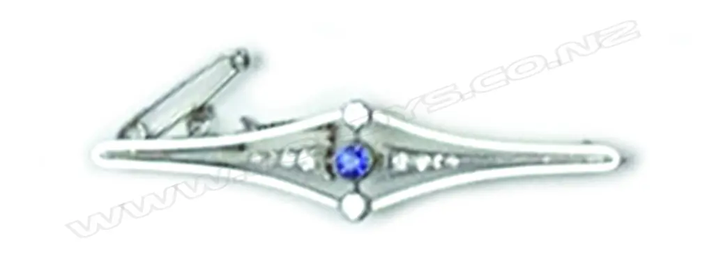 An Art Deco 18ct. yellow and white gold diamond and sapphire brooch Image 1++