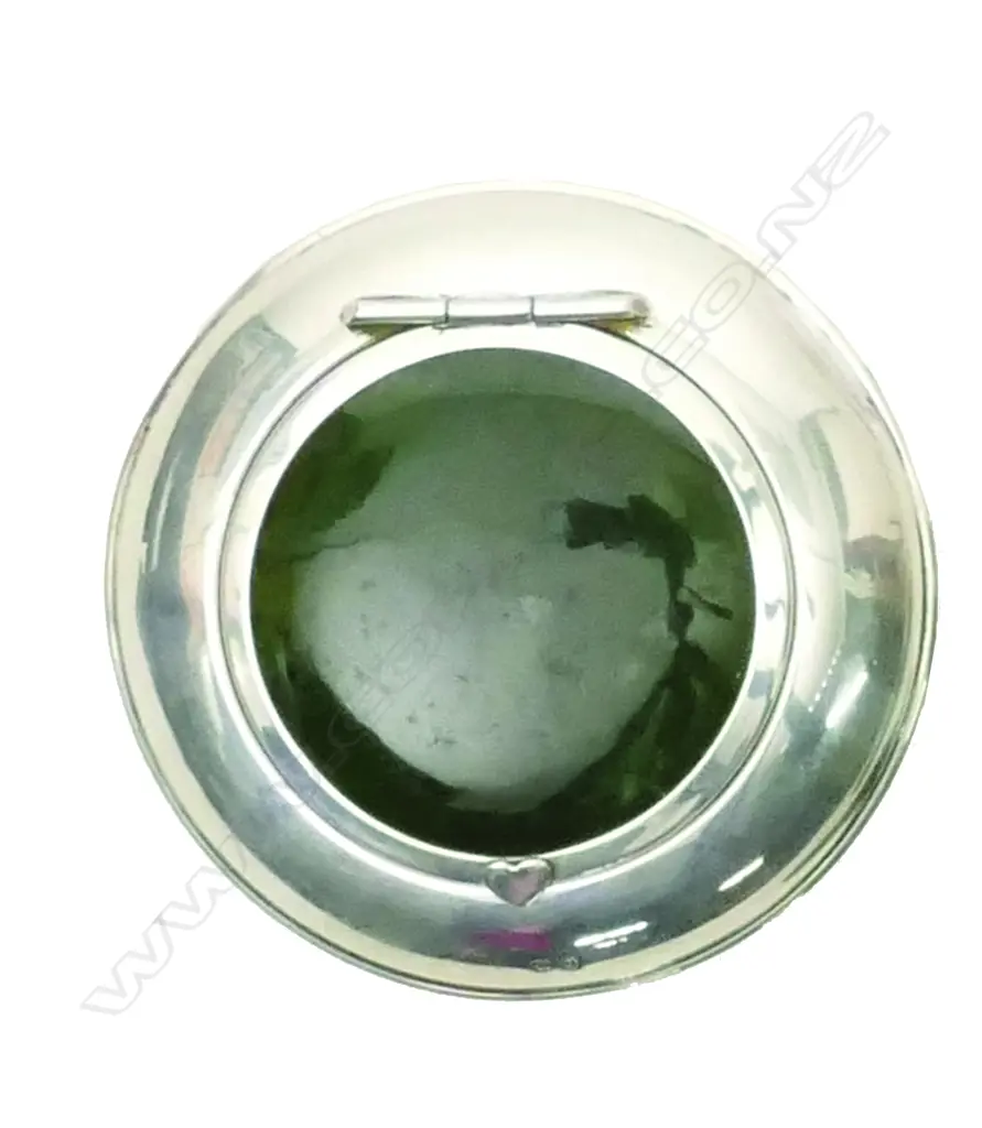 A 1920s silver and greenstone panelled tobacco box Image 1++