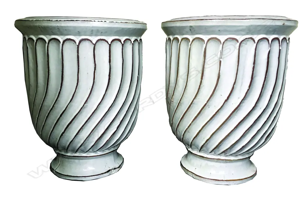 A pair of very large white glazed garden urns Image 1++