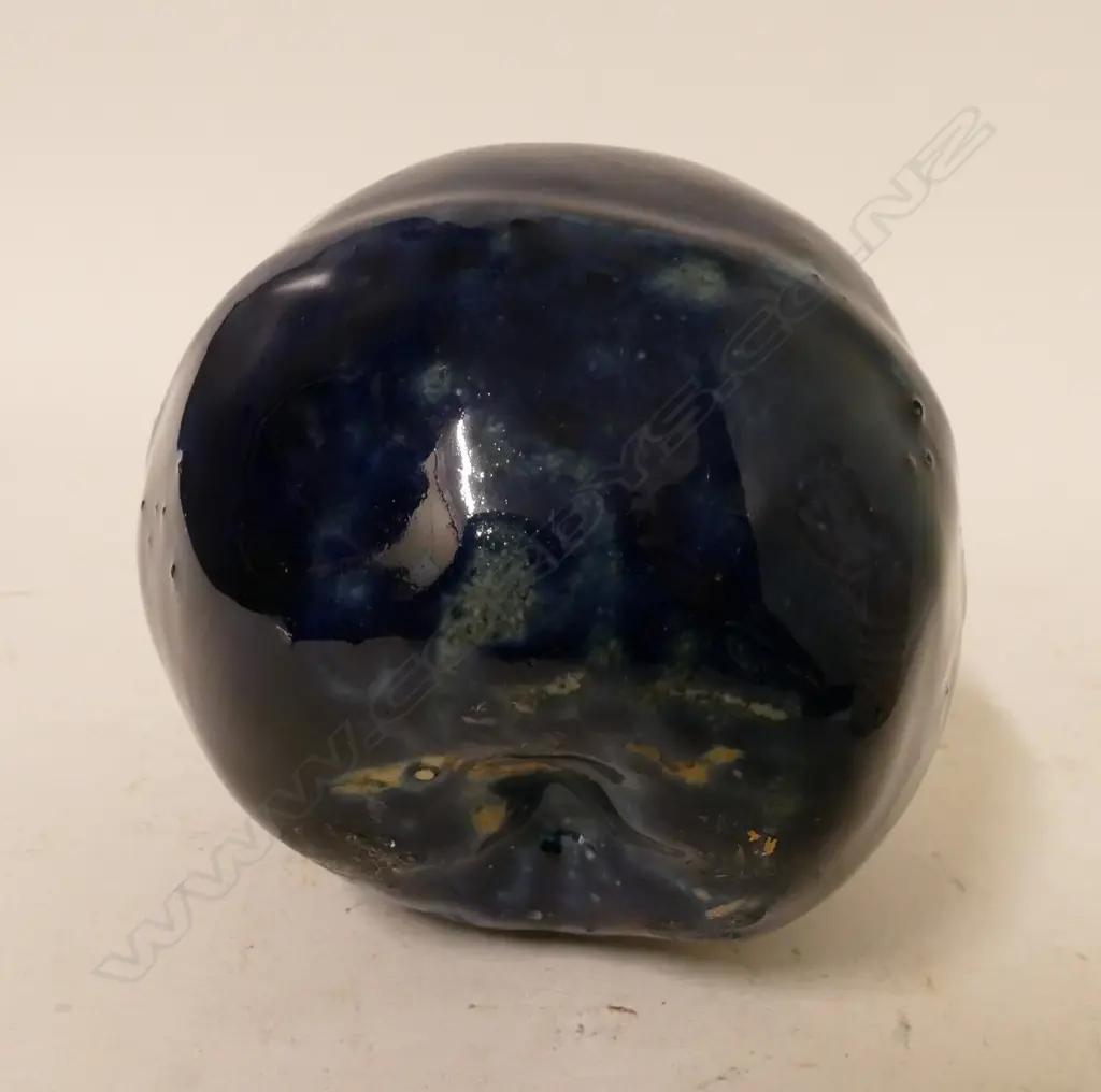 Two Luke Adams pottery pieces Image 1++