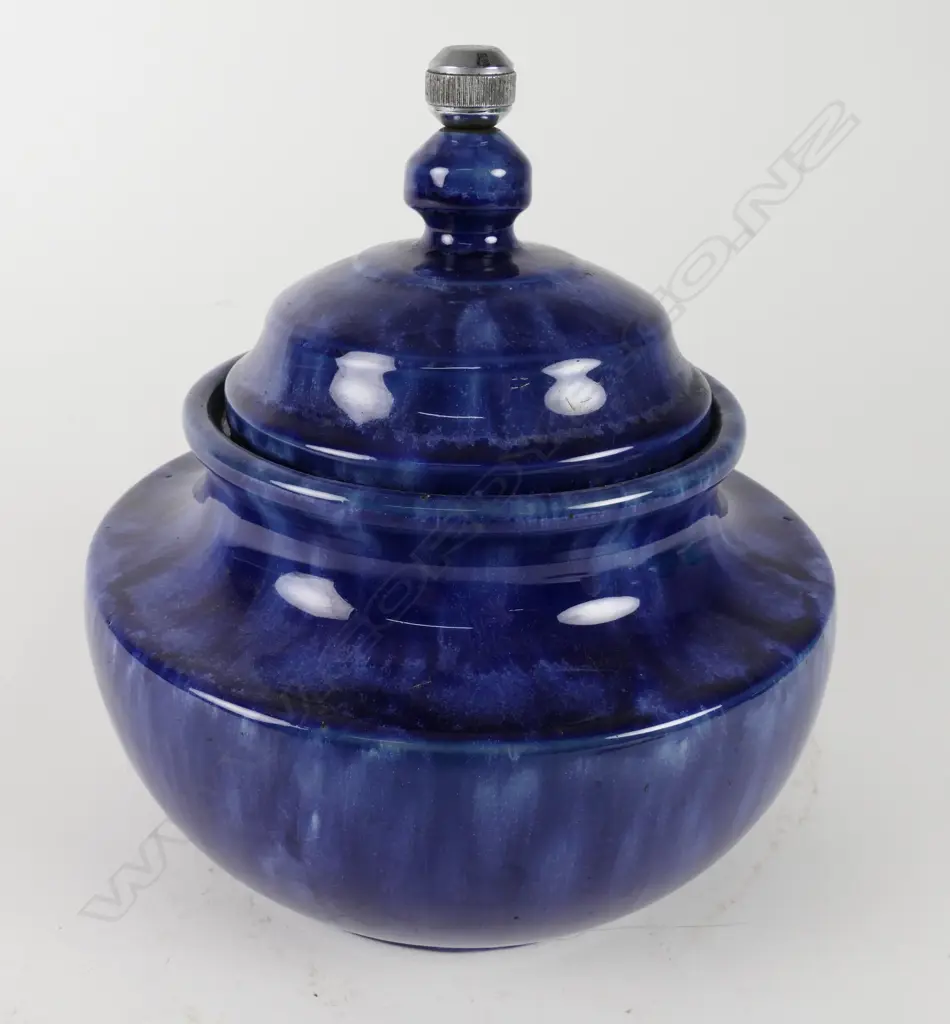 Temuka Ware blue glazed tobacco humidor Image 1++