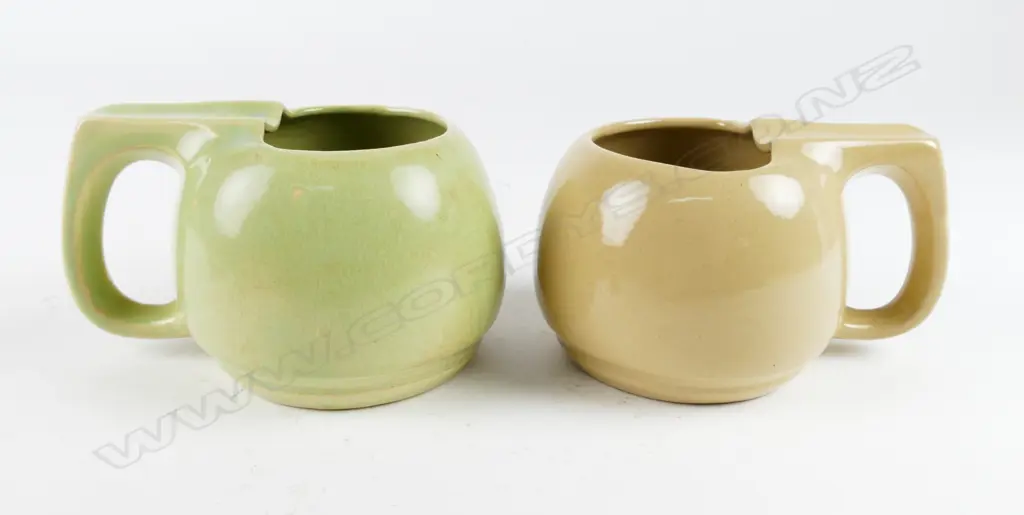 Two early Crown Lynn shaving mugs Image 1++