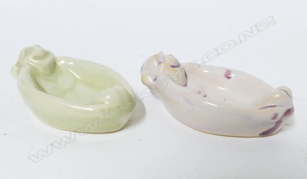 Two early Crown Lynn small monkey dishes Image 1++