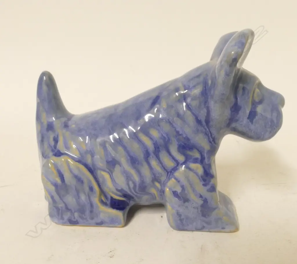 An early Crown Lynn Scottie Dog sculpture Image 1++