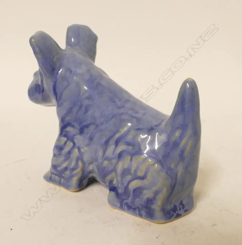 An early Crown Lynn Scottie Dog sculpture Image 1++