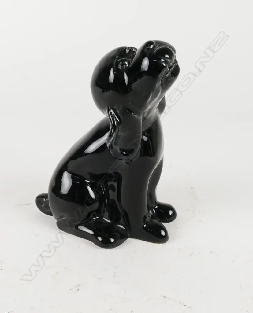 Crown Lynn black glazed dog sculpture Image 1++