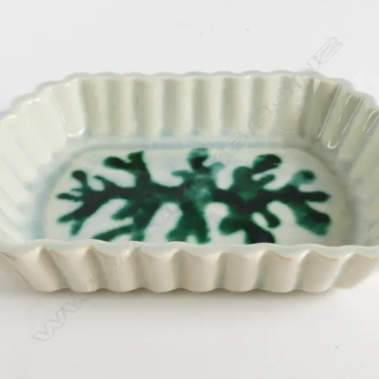 Crown Lynn Frank Carpay dish