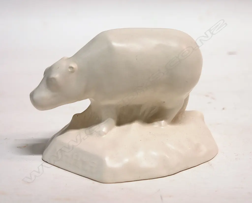 Crown Lynn model of the hippopotamus 'Khama' Image 1++