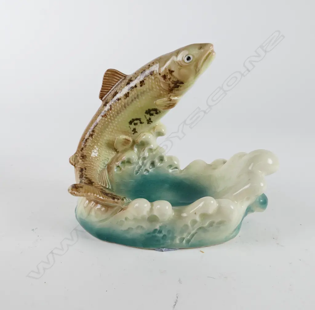 Titian Studio leaping trout model Image 1++