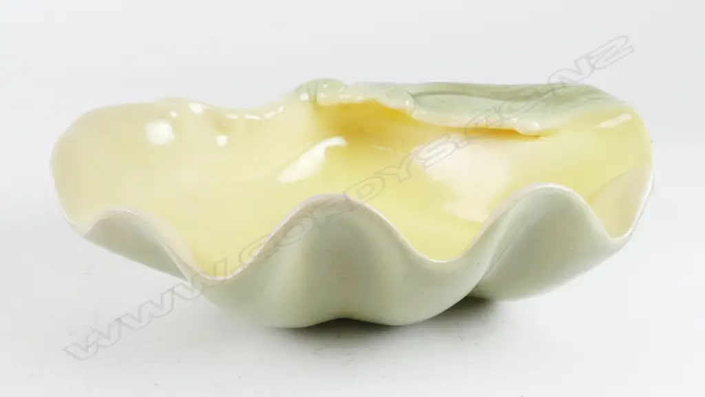 O.C. Stephens large clam shell bowl Image 1++
