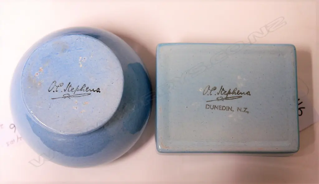 Two O.C. Stephens pottery items Image 1++