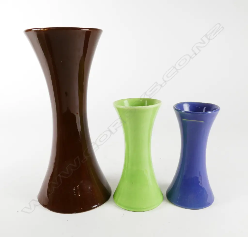 Three Crown Lynn trumpet form vases Image 1++