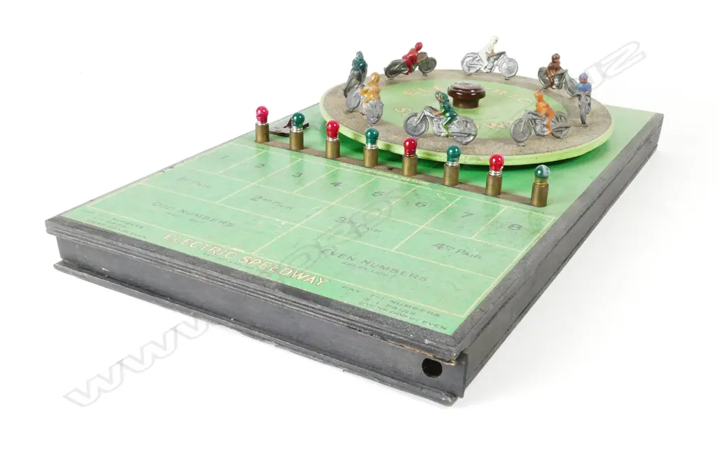 A vintage 1930s 'Electric Speedway' dynamo activated board game (roulette) Image 1++