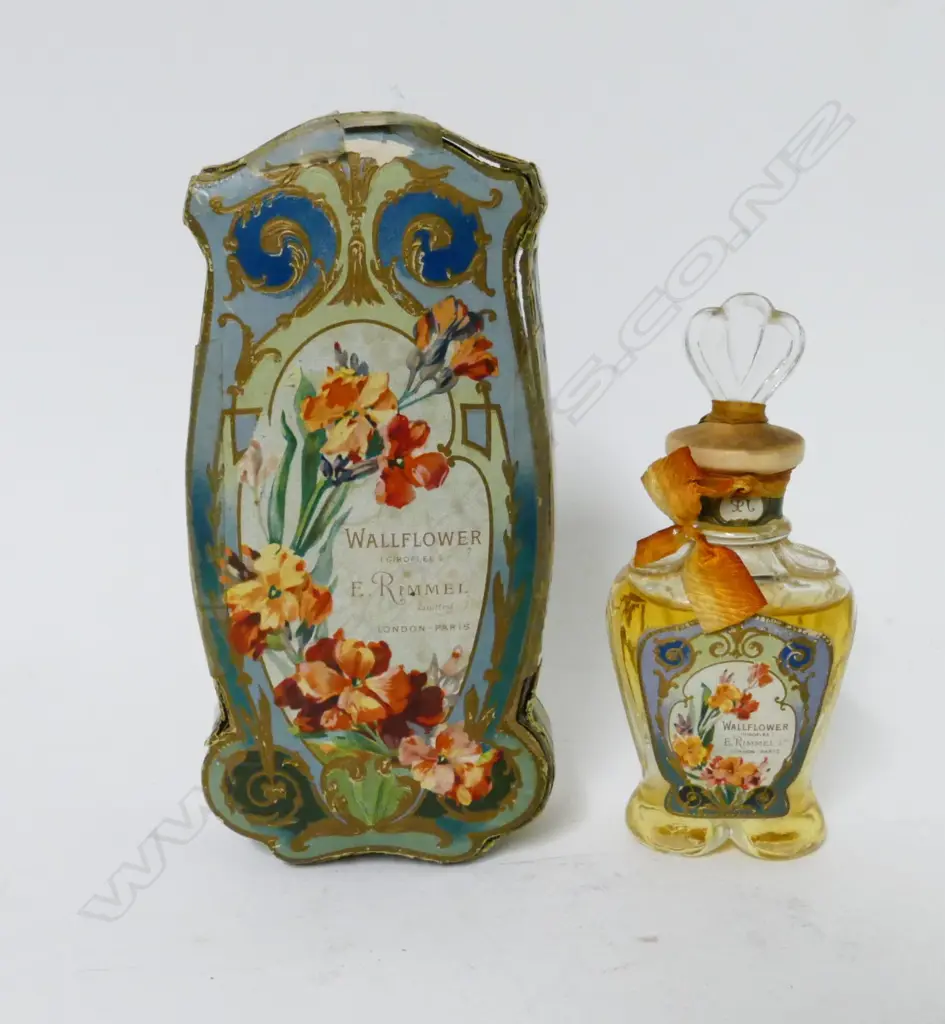 An early 1900s Rimmel perfume bottle Image 1++