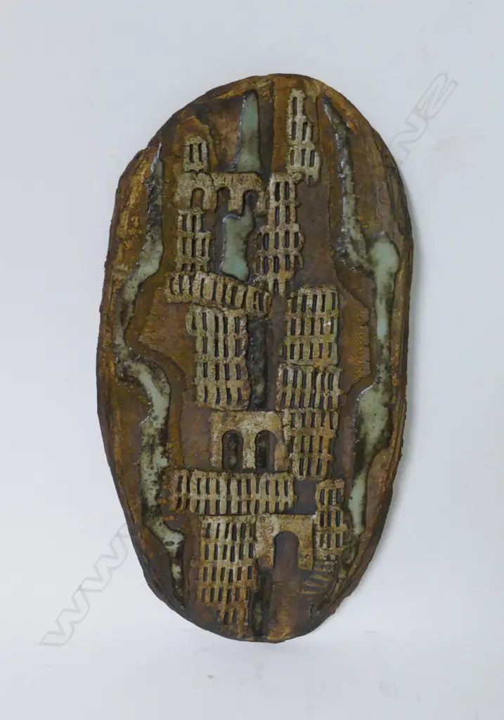 Doris Dutch pottery wall tile Image 1++