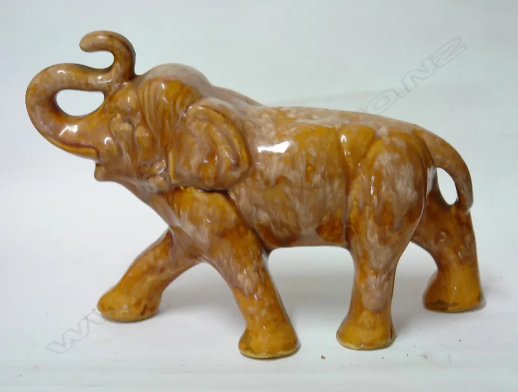 Ambrico (Early Crown Lynn) trickle glazed elephant Image 1++