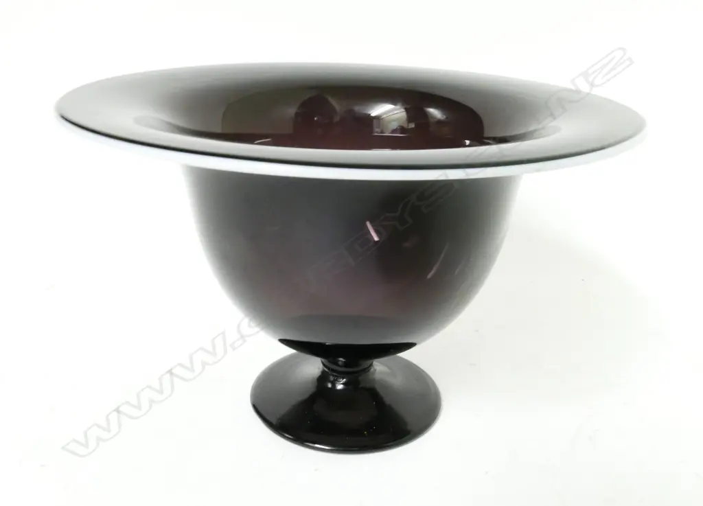 A Garry Nash pedestal footed bowl Image 1++