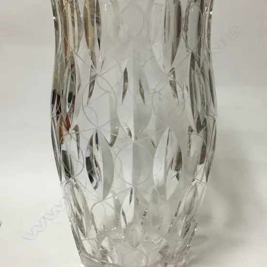 A 1930s Clyne Farquharson cut glass vase in a stylised leaf and vine pattern