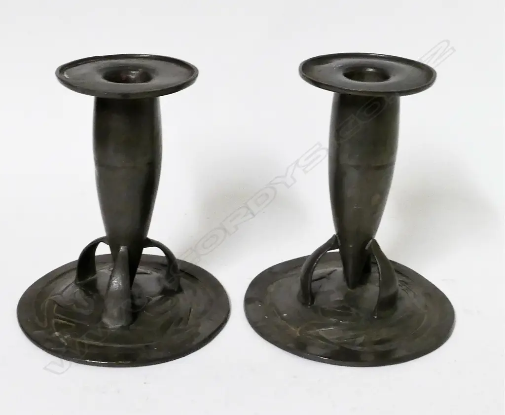 A pair of pewter Art Nouveau vases of bullet shape Image 1++