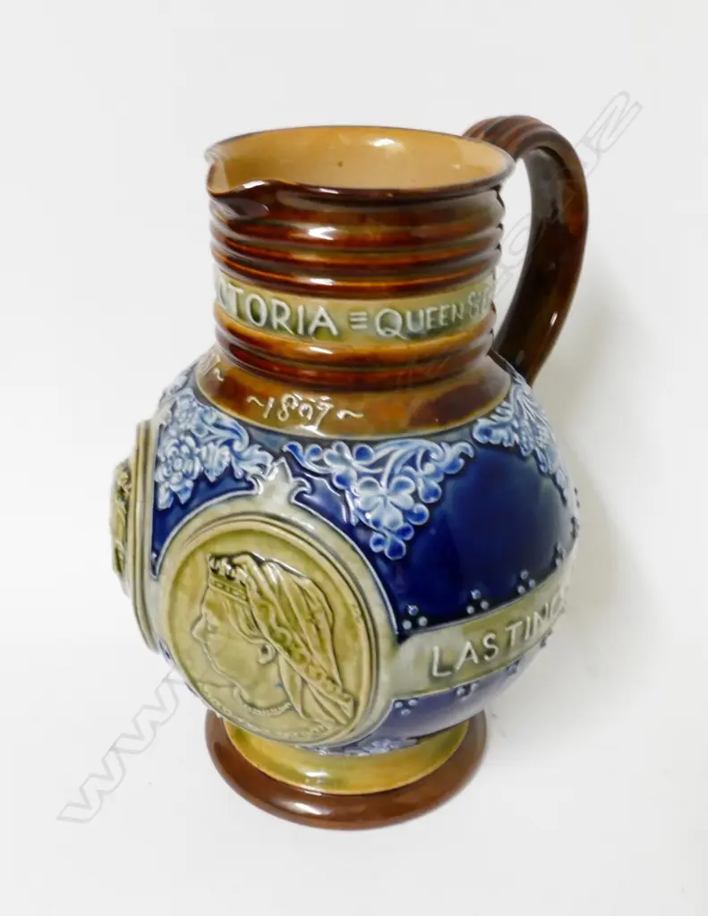 An impressive Victorian Doulton Lambeth baluster jug Image 1++