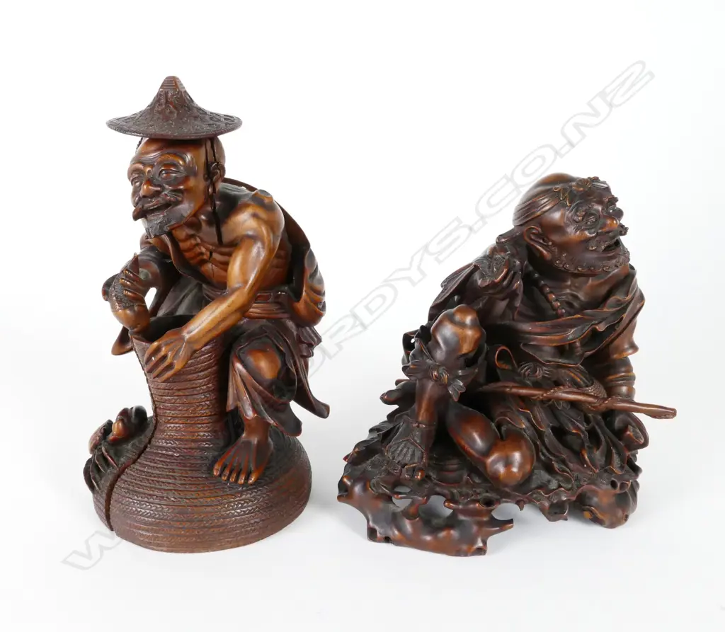Two old good quality Chinese wood carvings Image 1++