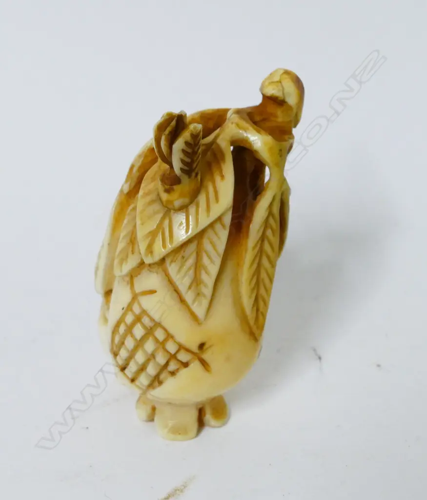 A snuff bottle Image 1++