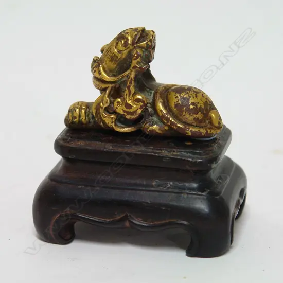 An old quality Chinese gilded bronze small shishi