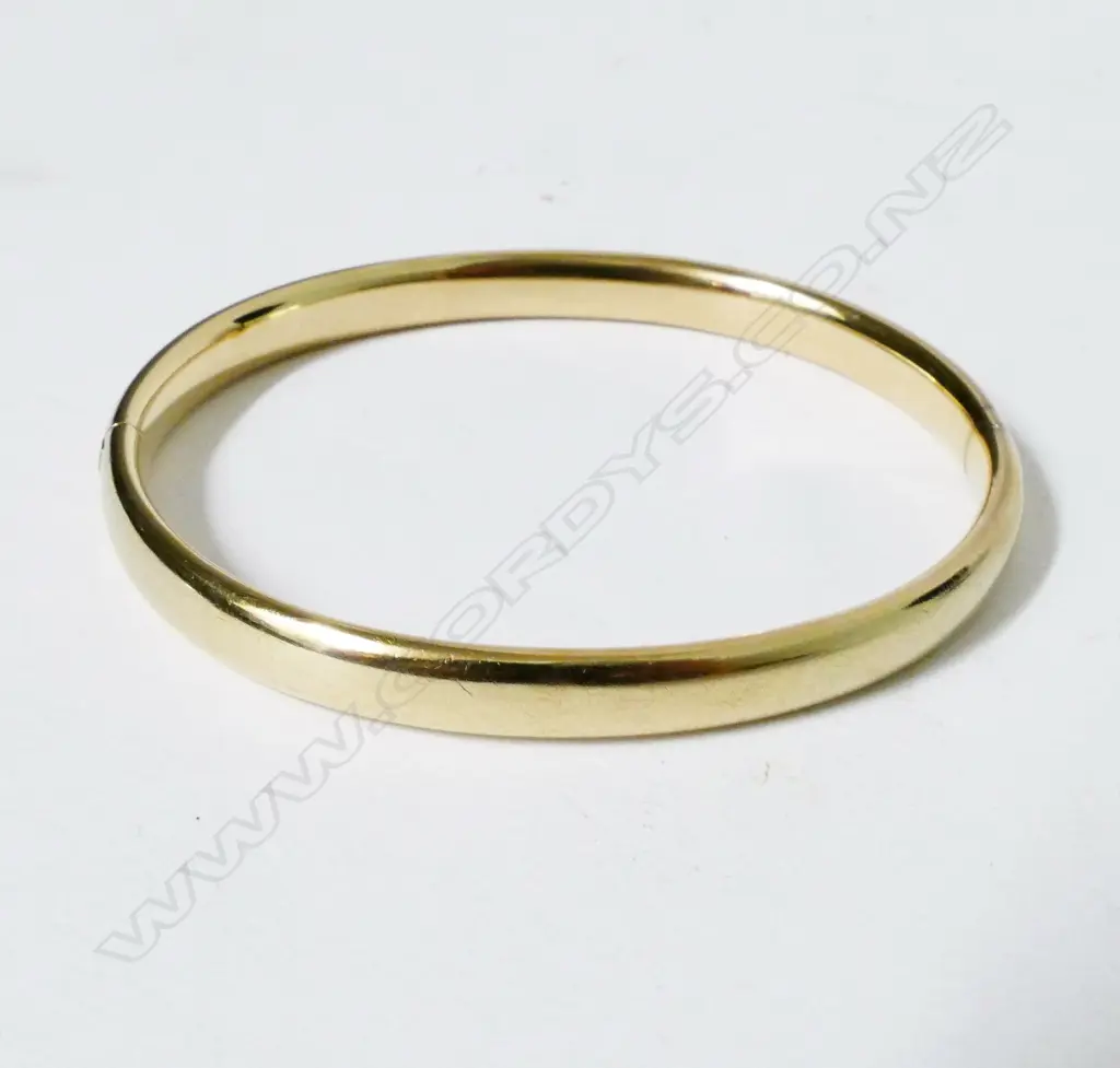 A 14ct. gold snap bracelet Image 1++