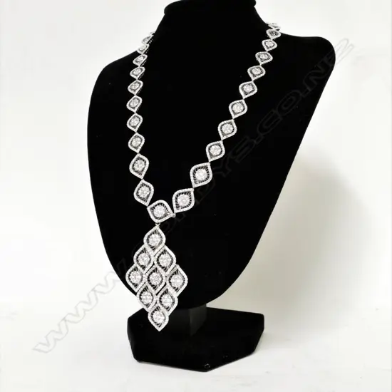 An impressive modern lady's 18ct. white gold pendanted necklace