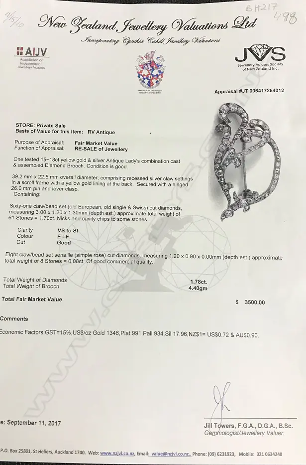 A Victorian 15ct. gold silver and diamond brooch Image 1++