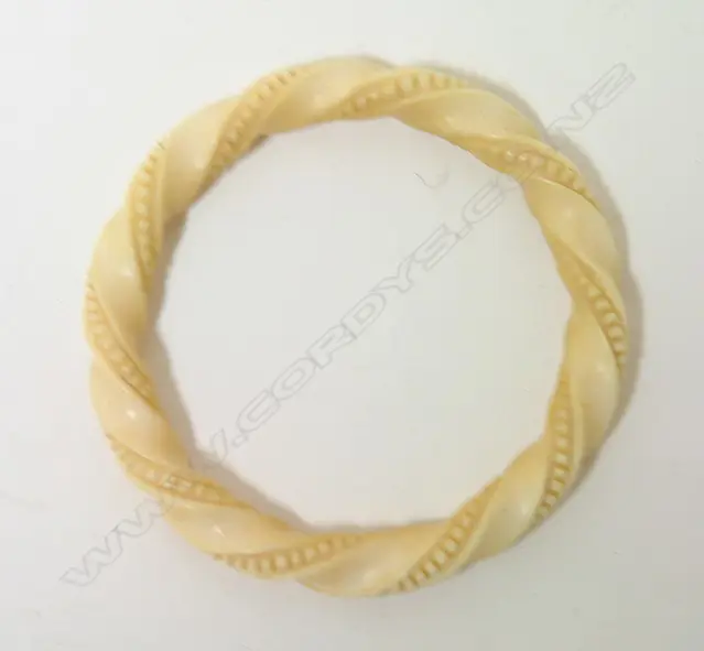 An old ivory bangle Image 1++