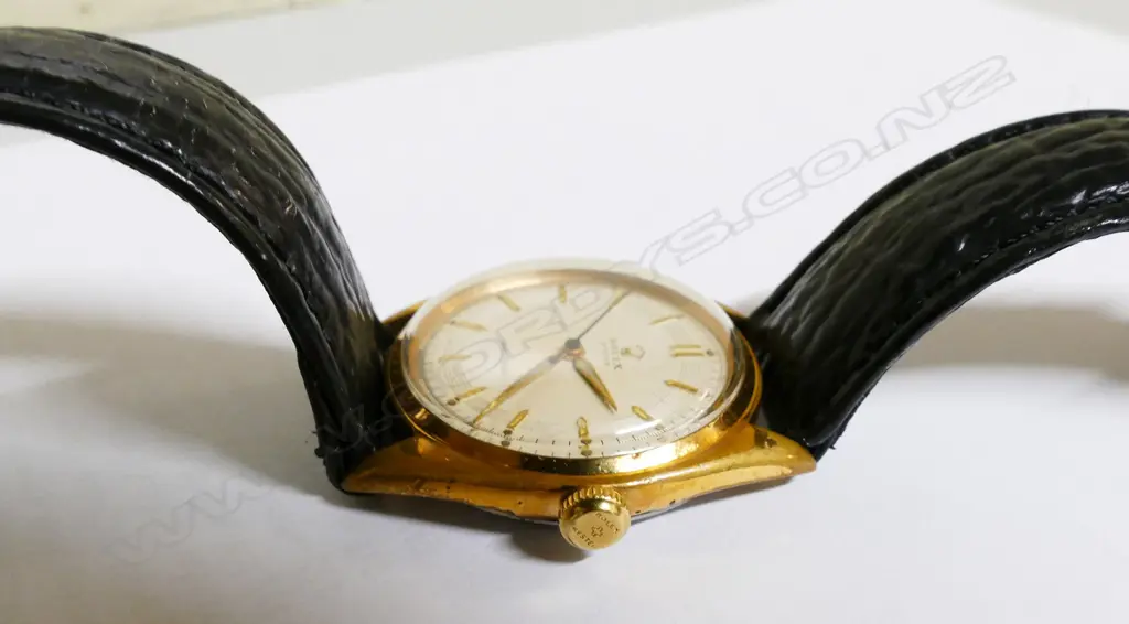 A vintage Rolex gent's wristwatch Image 1++
