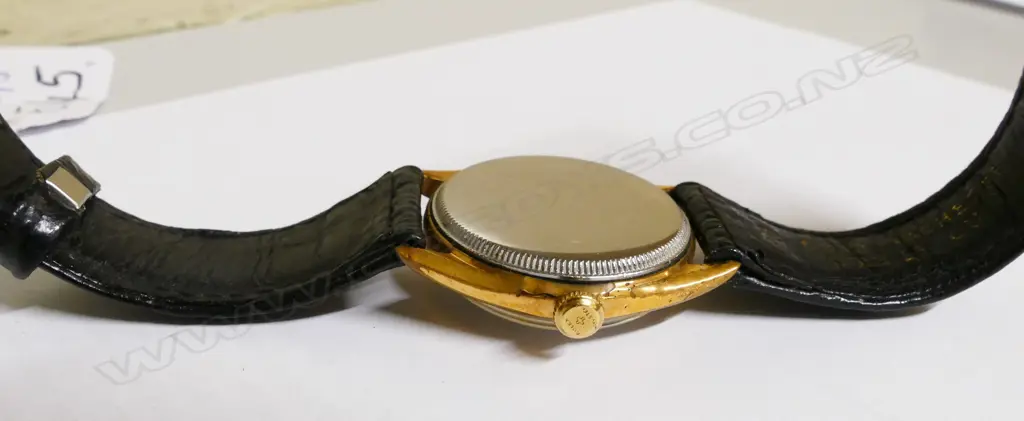 A vintage Rolex gent's wristwatch Image 1++