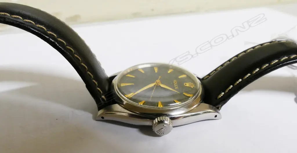 A vintage Rolex gent's wristwatch Image 1++