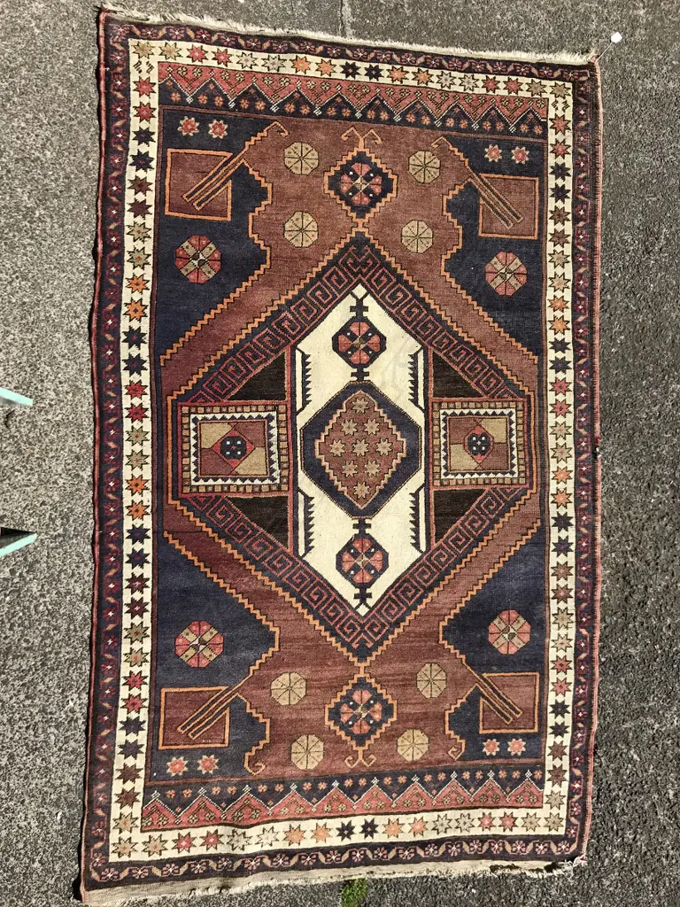 A Turkish Konya hand knotted rug Image 1++