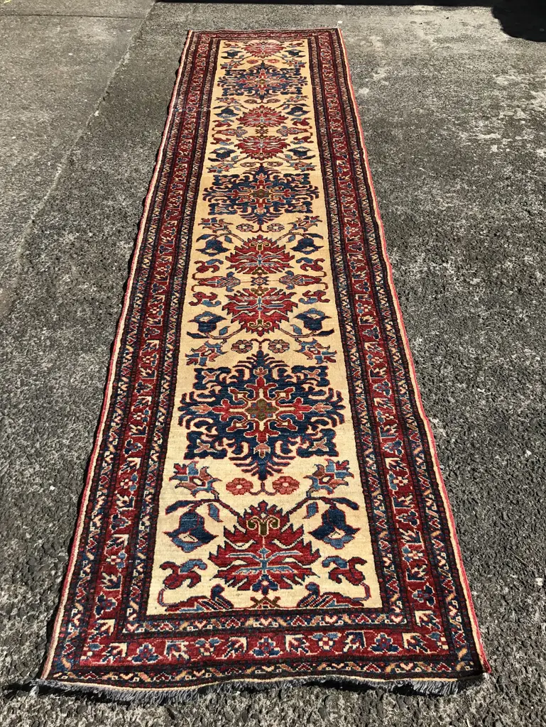 A Turkish Adler runner Image 1++