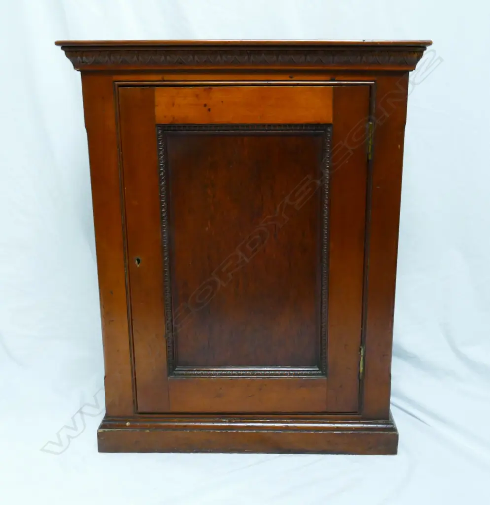 A small colonial kauri cabinet Image 1++