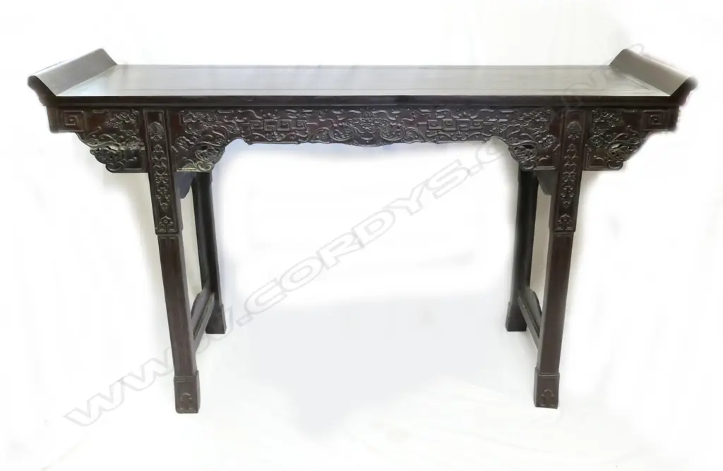 A Chinese rosewood altar table Image 1++