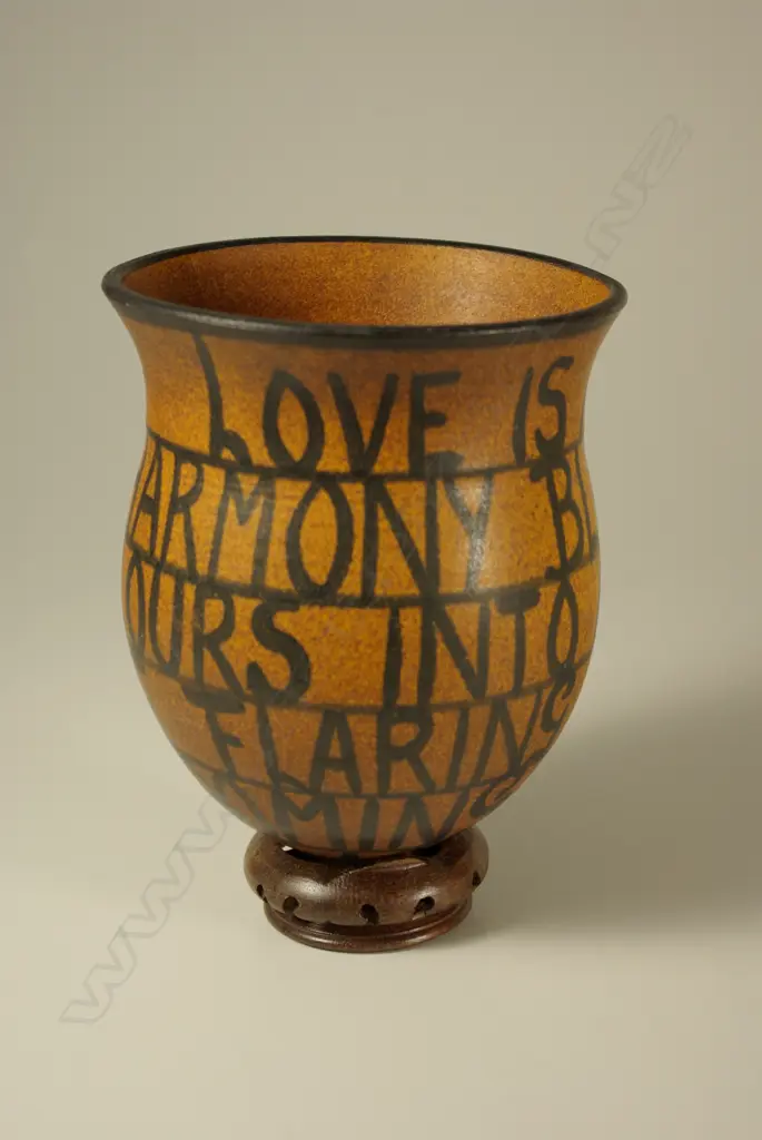 Anneke Borren 'Poem Pot' Image 1++