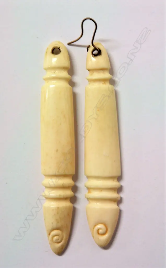 A pair of Owen Mapp carved bone earrings Image 1++